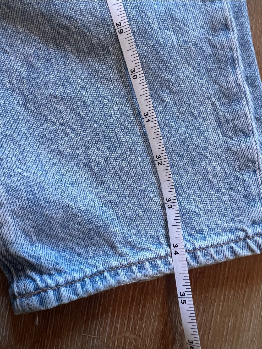 American Eagle Mom Jean 10 Short - - Picture 3 of 8